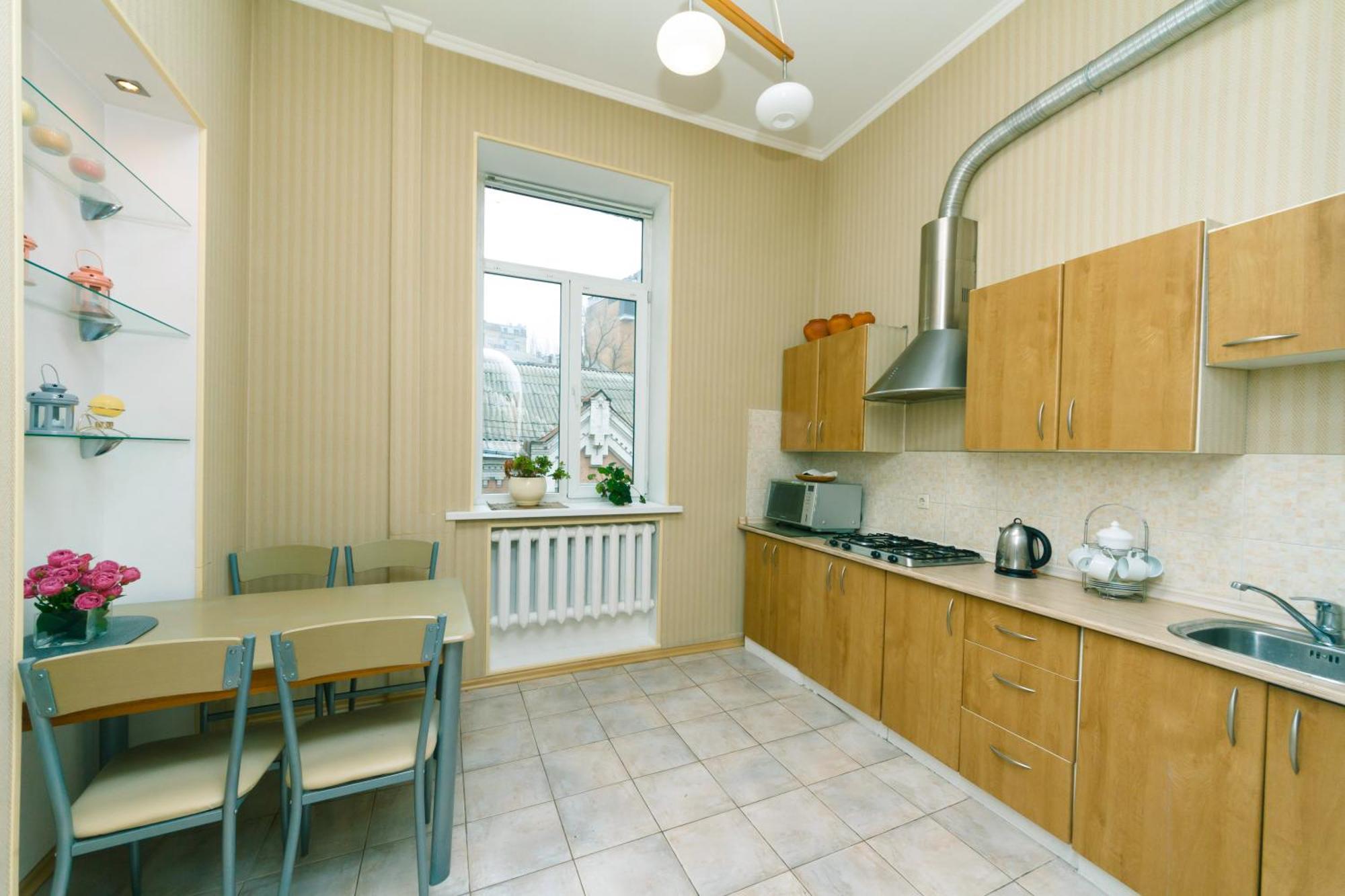 Apartment Baseina Khreschatyk 키예프 외부 사진