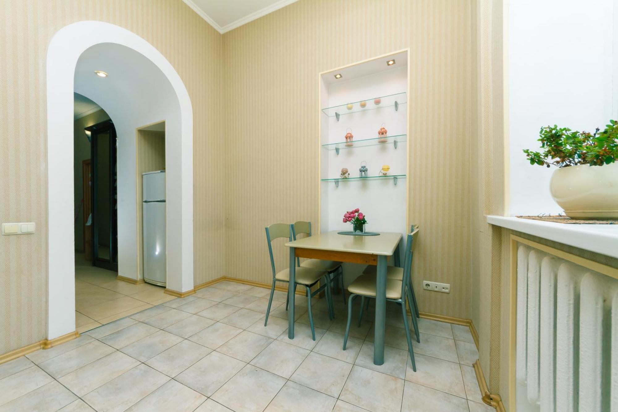 Apartment Baseina Khreschatyk 키예프 외부 사진