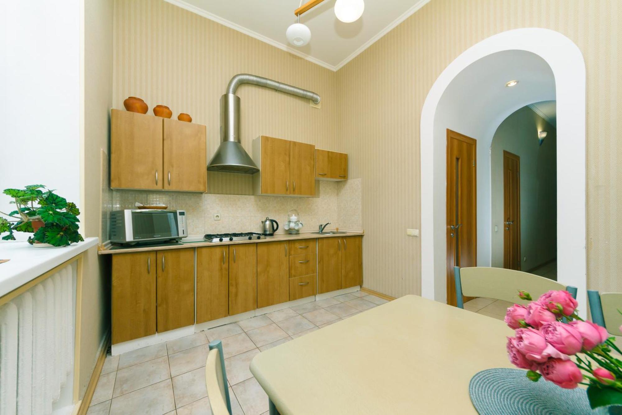 Apartment Baseina Khreschatyk 키예프 외부 사진